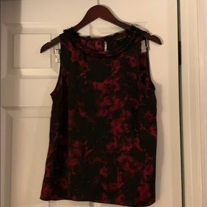 Sleeveless silk dress shirt